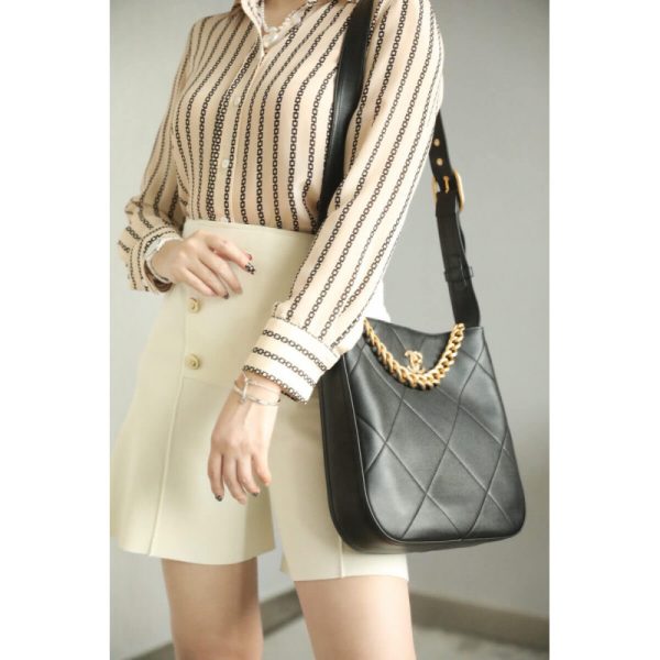 Replica Chanel Black Calfskin Hobo Handbag As2844 - Image 2