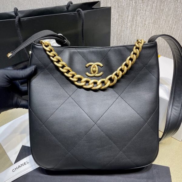 Replica Chanel Black Calfskin Hobo Handbag As2844 - Image 14