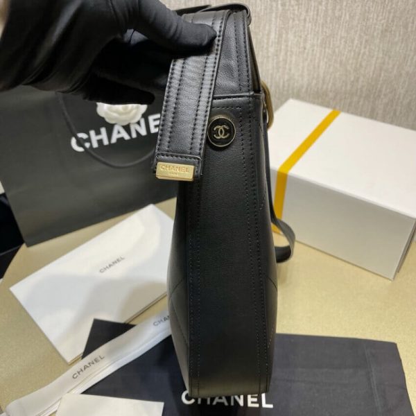 Replica Chanel Black Calfskin Hobo Handbag As2844 - Image 15
