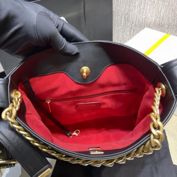Replica Chanel Black Calfskin Hobo Handbag As2844 - Image 17
