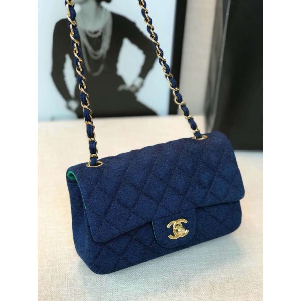 Replica Chanel Jersey Classic Handbag A01112 - Timeless Elegance - Image 2