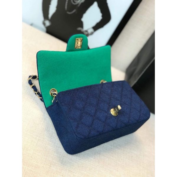 Replica Chanel Jersey Classic Handbag A01112 - Timeless Elegance - Image 9