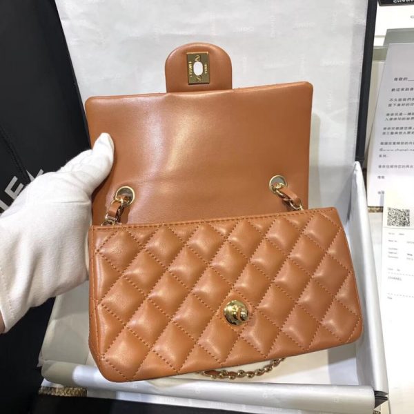 Replica Chanel 20Cm Lambskin Classic Flap Bag | Style 1116 - Image 6
