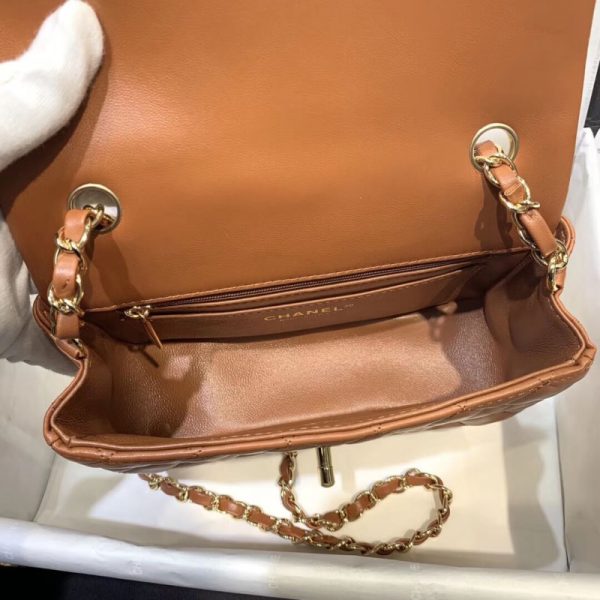 Replica Chanel 20Cm Lambskin Classic Flap Bag | Style 1116 - Image 7