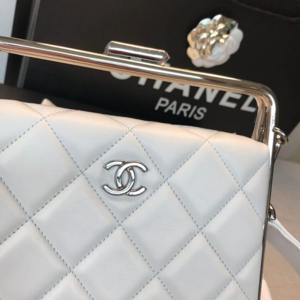 Chanel Lambskin Clutch Replica – Classic Elegance, As1732 - Image 13