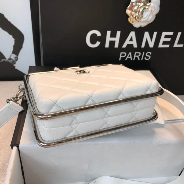 Chanel Lambskin Clutch Replica – Classic Elegance, As1732 - Image 10