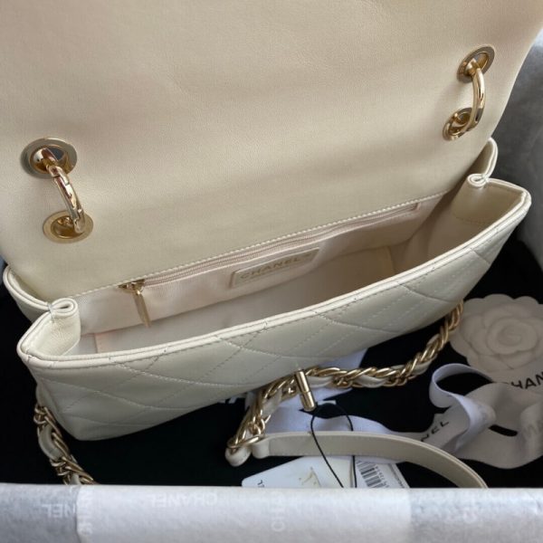 Replica Chanel Lambskin Large Flap Bag – Style As2319 - Image 8