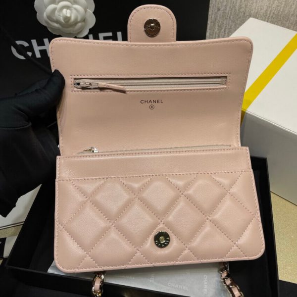 Replica Chanel Plexi Quilted Wallet on Chain WOC AP2377 - Image 9