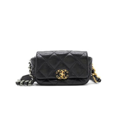 Chanel 19 Black Quilted Lambskin Waist Bag Replica