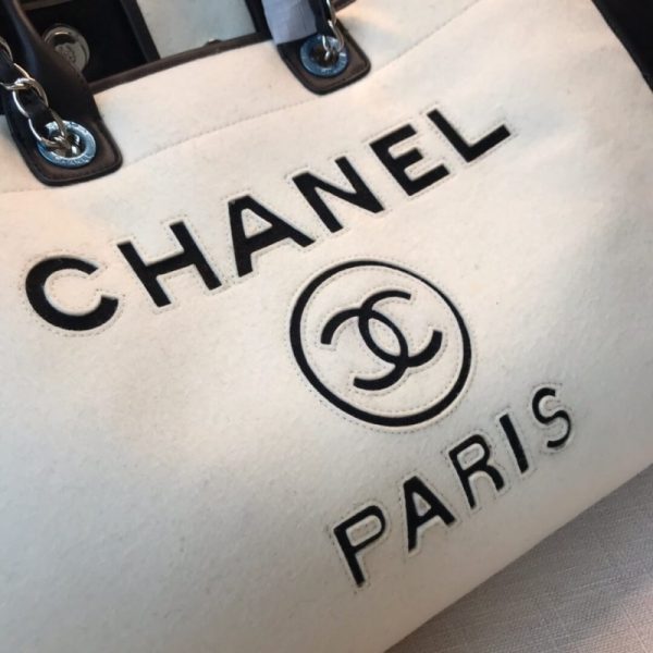 Chanel Replica Large Shopping Bag A93786 - Stylish Elegance - Image 4
