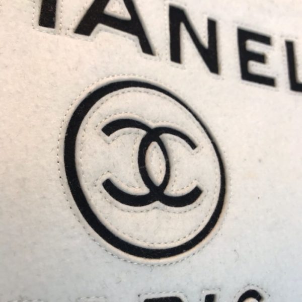 Chanel Replica Large Shopping Bag A93786 - Stylish Elegance - Image 8
