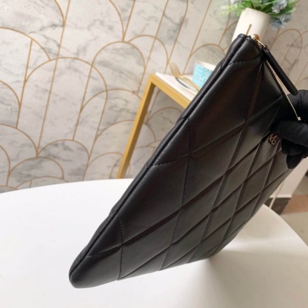 Replica Chanel Large Zip Pouch - Stylish & Functional - Image 7