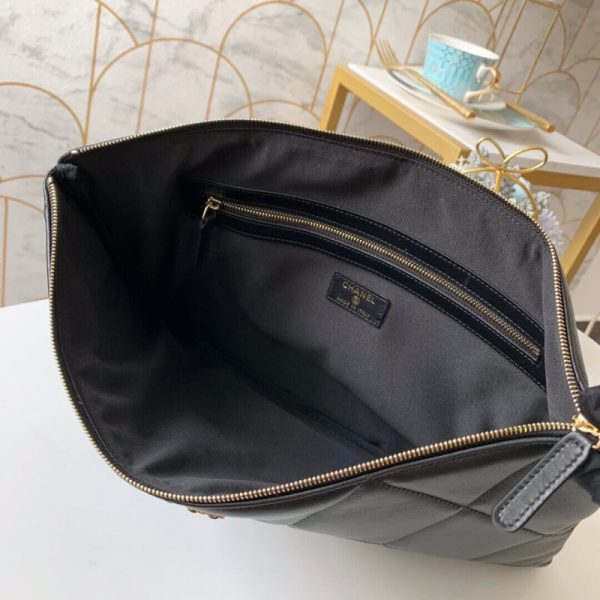 Replica Chanel Large Zip Pouch - Stylish & Functional - Image 8
