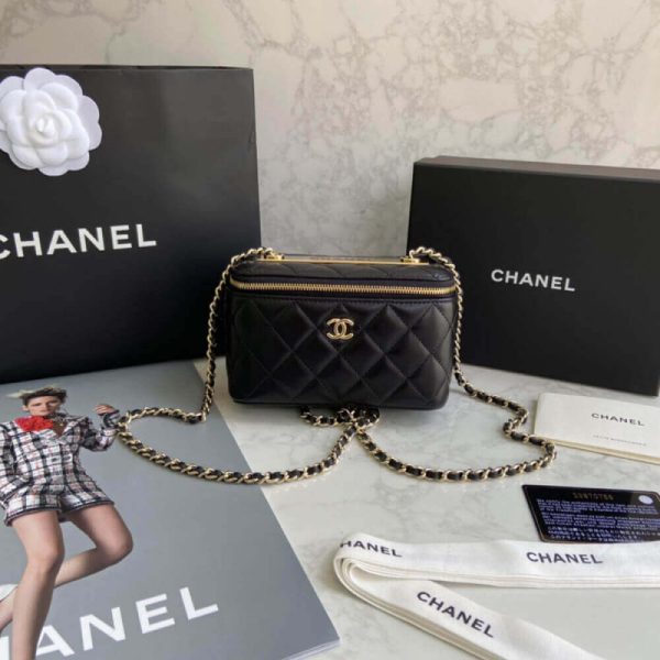 Chanel Mini Vanity Case Replica w/Chain – Style AP1472 - Image 2
