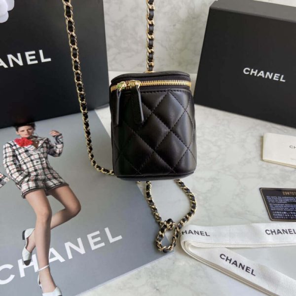 Chanel Mini Vanity Case Replica w/Chain – Style AP1472 - Image 3