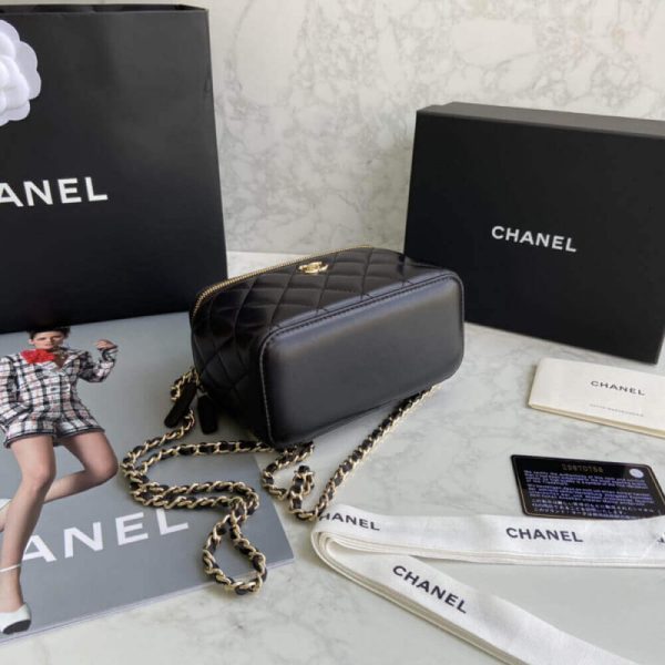 Chanel Mini Vanity Case Replica w/Chain – Style AP1472 - Image 4