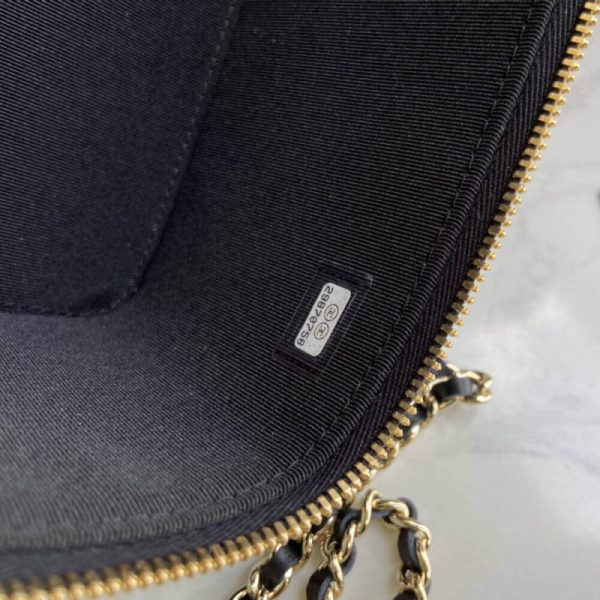 Chanel Mini Vanity Case Replica w/Chain – Style AP1472 - Image 8