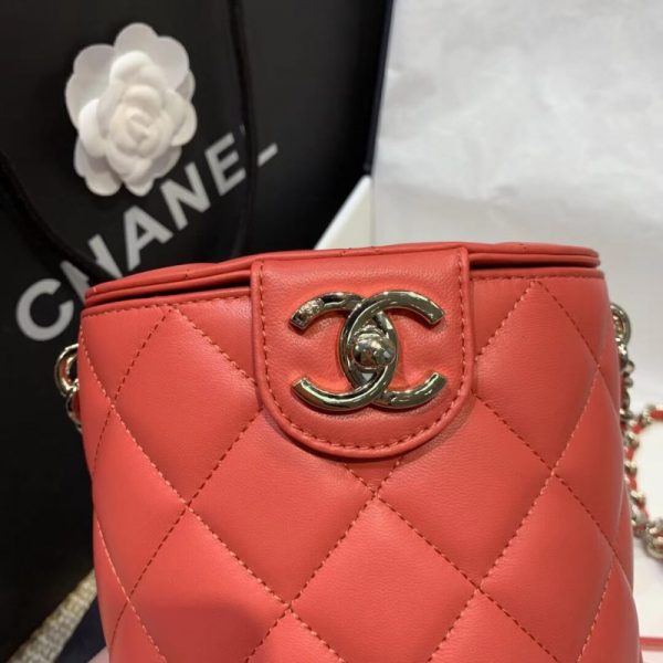 Chanel Round Vanity Case Replica – Stylish & Luxurious Design - Image 5