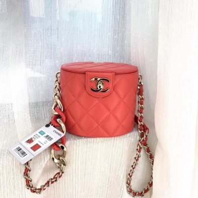 Chanel Round Vanity Case Replica – Stylish & Luxurious Design