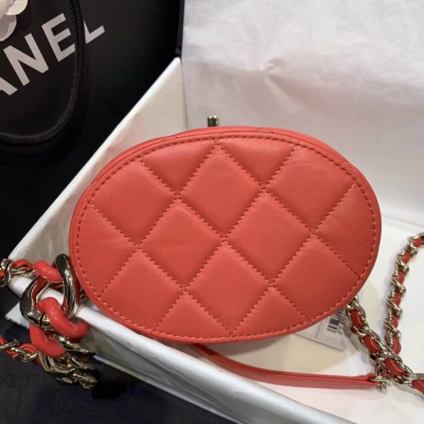 Chanel Round Vanity Case Replica – Stylish & Luxurious Design - Image 7