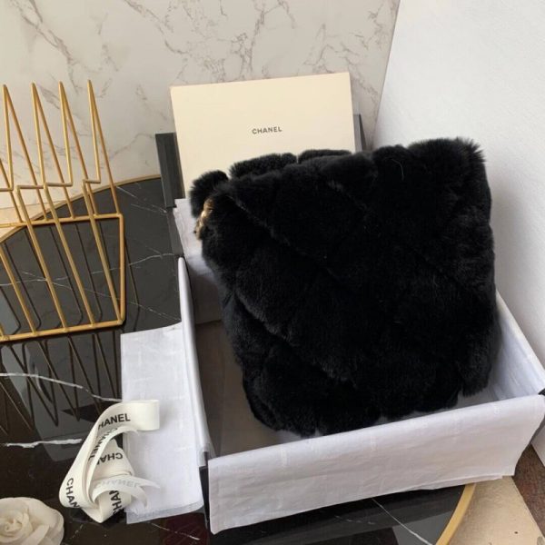 Replica Chanel Lambskin Shearling Bucket Bag As2241 - Image 4