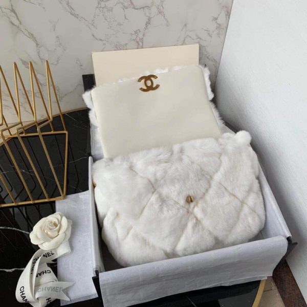 Chanel Shearling Flap Bag Replica – Luxe Lambskin Design - Image 6