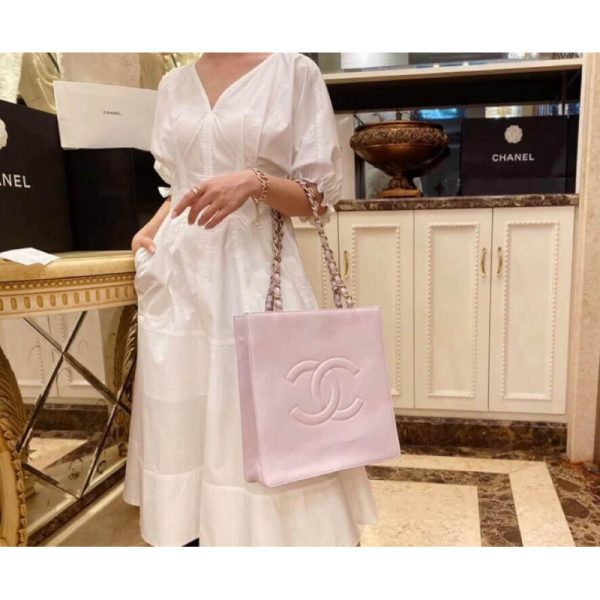 Replica Chanel Aged Calfskin Shopping Bag As1945 – Shiny - Image 5