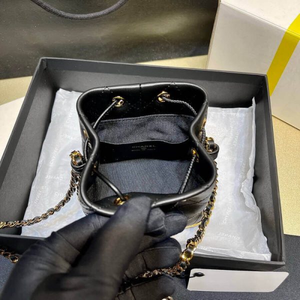 Replica Chanel Lambskin Small Bucket Bag with Chain - Image 12