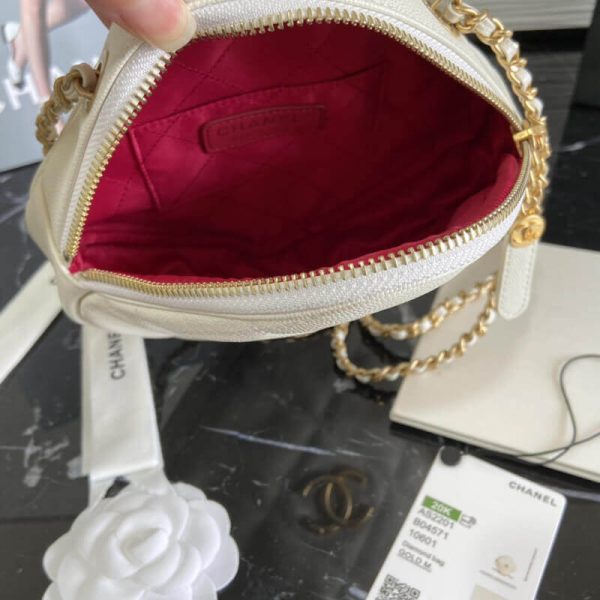 Replica Chanel Small Diamond Bag in Grained Calfskin - Image 9