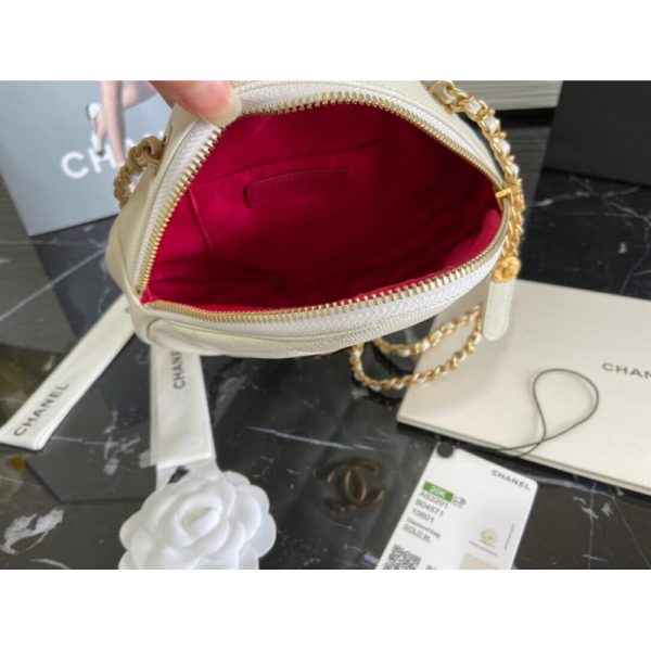Replica Chanel Small Diamond Bag in Grained Calfskin - Image 10