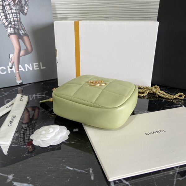 Replica Chanel Small Diamond Lambskin Bag As2201 - Image 6