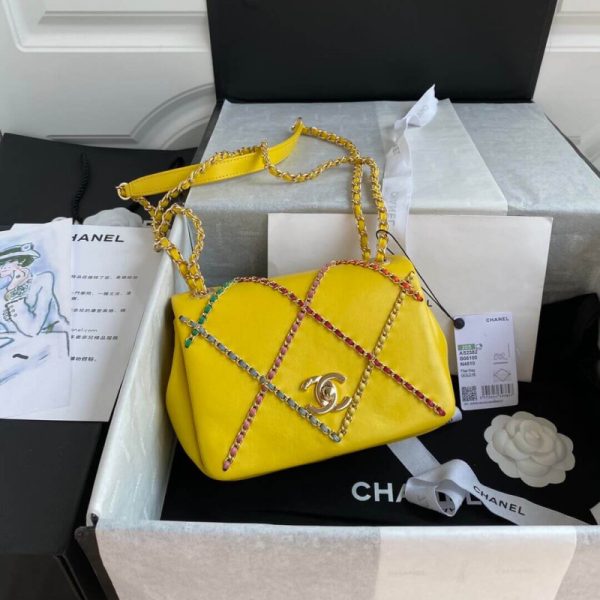 Replica Chanel Small Entwined Chain Bag AS2382 - Image 3
