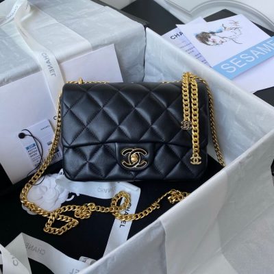 Chanel Lambskin Flap Bag with Enamel CC – As3114 Replica