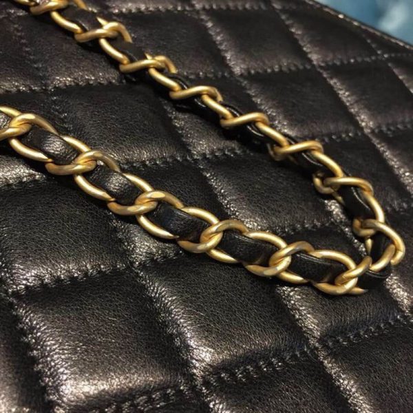 Chanel Pearl Chain Flap Bag Replica - Stylish & Elegant - Image 10