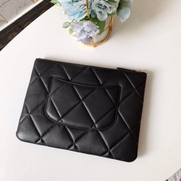 Replica Chanel Small Zip Pouch 31530-1 – Compact & Stylish - Image 2