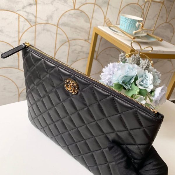 Chanel Replica Small Zip Pouch 31530 - Stylish & Compact - Image 4