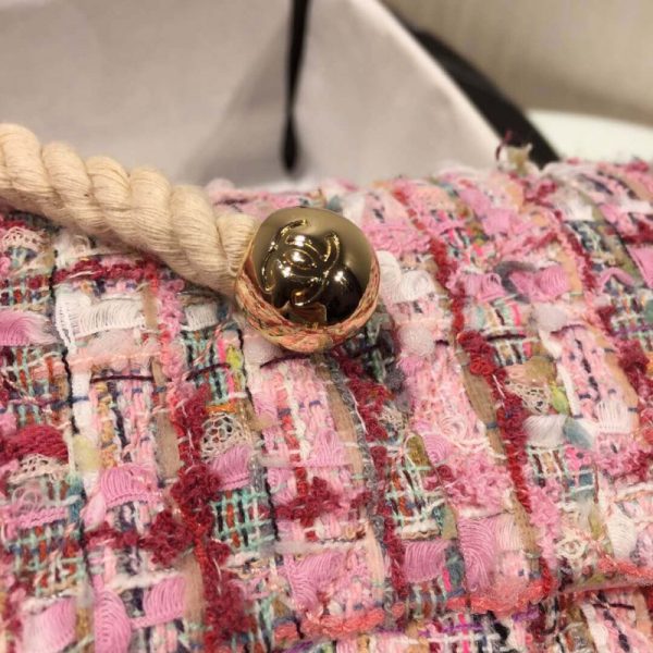 Chanel Replica Tweed Flap Bag with Pearl Handle – AS0593 - Image 6