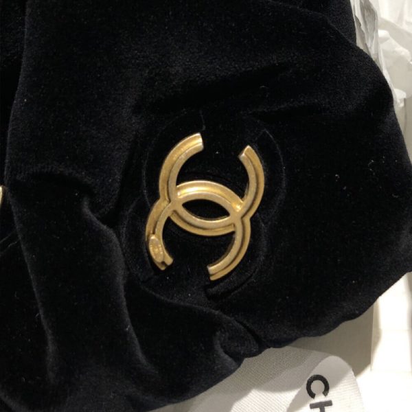 Chanel Velvet Clutch Replica - As2137 | Luxe Style - Image 8