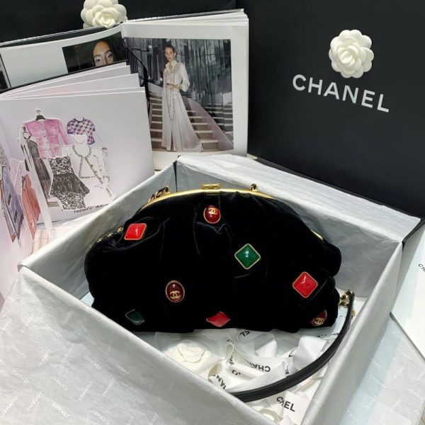 Replica Chanel Velvet Enamel Clutch As2137
