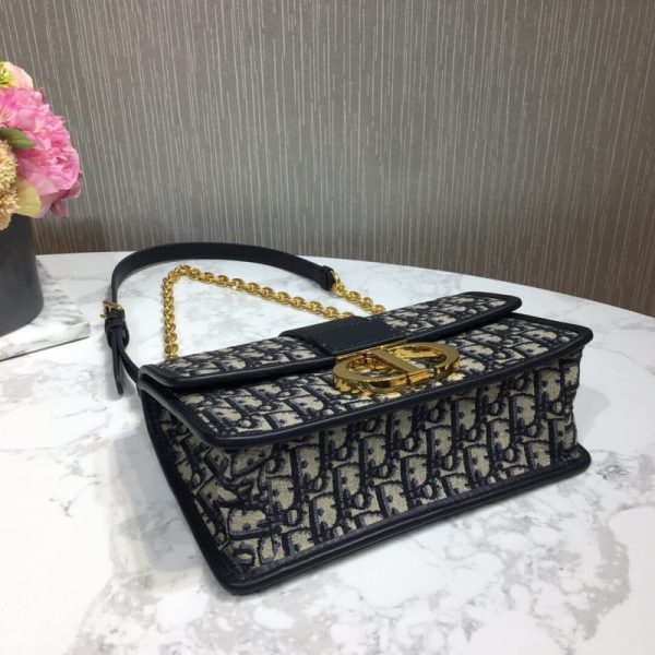 Replica Dior 30 Montaigne Flap Chain Bag M9208 - Image 9