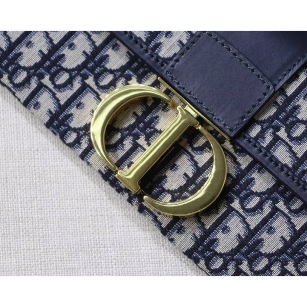 Replica Dior 30 Montaigne Jacquard Clutch Bag M9206 - Image 4