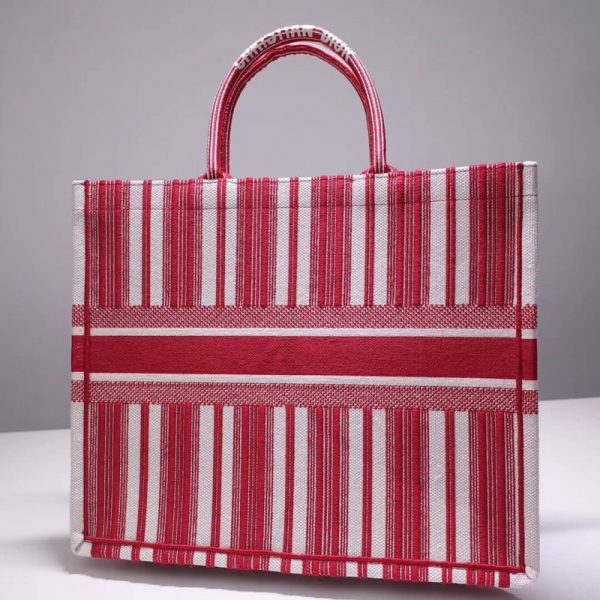 Christian Dior Replica Book Tote Bag M1286 - Stylish Luxury Elegance - Image 5