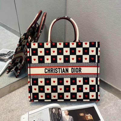 Replica Christian Dior Dioramour Chess Heart Book Tote M1286