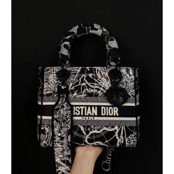 Christian Dior Lady D-Lite Bag Black & White Embroidery M0565 - Image 2