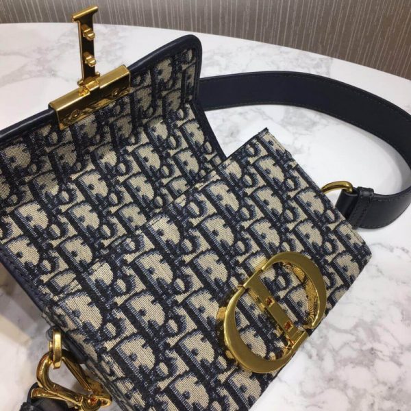 Replica Dior Oblique 30 Montaigne Box Bag M9204 - Image 12
