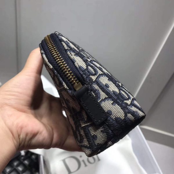 Replica Dior Oblique Small Beauty Bag S5415 - Stylish & Compact - Image 7
