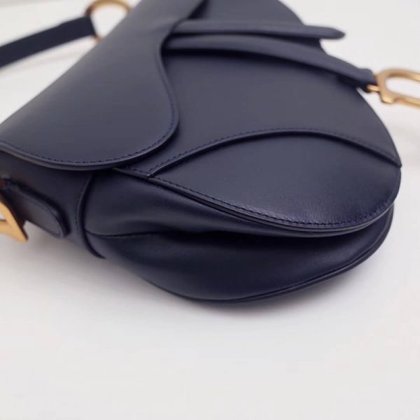 Replica Dior Calfskin Saddle Bag M0446 - Timeless Elegance - Image 4