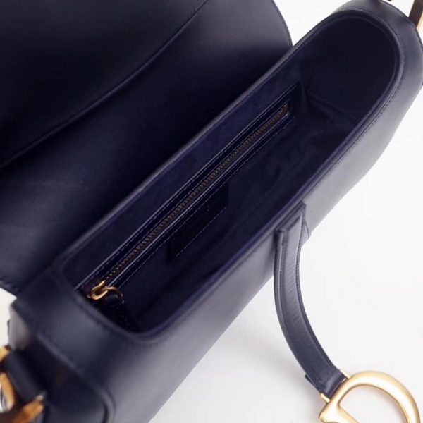 Replica Dior Calfskin Saddle Bag M0446 - Timeless Elegance - Image 8