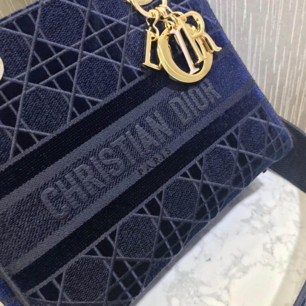 Replica Dior Lady D-Lite Embroidered Velvet M0565O Bag - Image 7