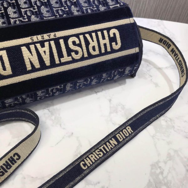 Replica Dior Oblique Velvet Messenger Bag M1291V - Image 10